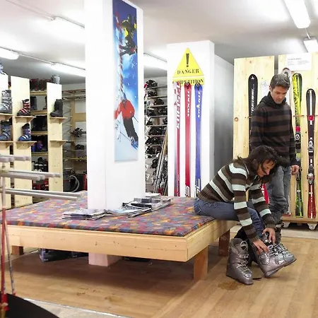 Pierre & Vacances Le Montana 2* לה מונג'י