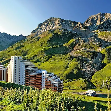 Pierre & Vacances Le Montana 호텔 라몽지