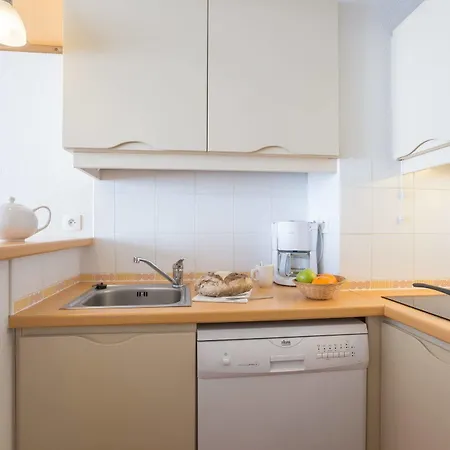 Pierre & Vacances Le Montana 호텔 라몽지