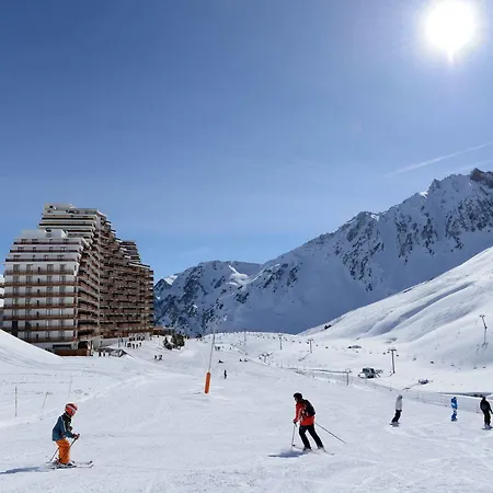 호텔 Pierre & Vacances Le Montana 2*